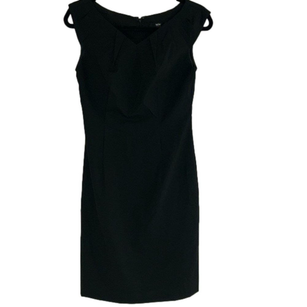 Simple Black Dress: Size 4
